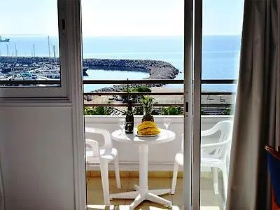 Aparthotel Sun Hall Larnaca