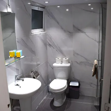 Sun Hall Апарт-отель Ларнака