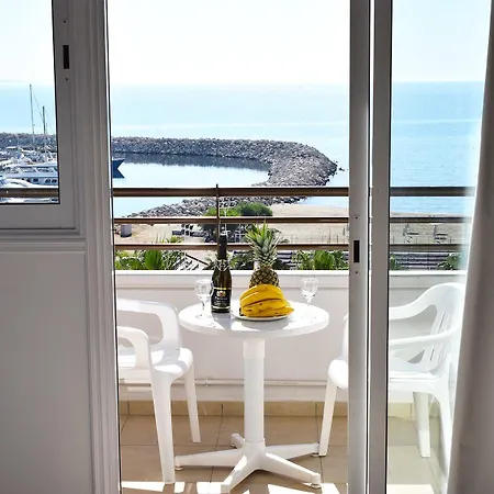 Sun Hall Апарт-отель