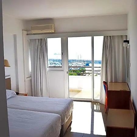 Sun Hall Hotel de apartamente Larnaca
