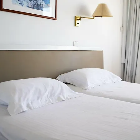 Sun Hall Ларнака