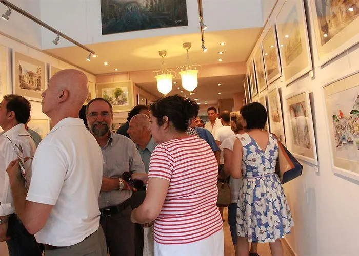 Sun Hall Апарт-отель Ларнака