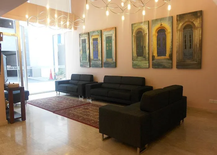 Sun Hall Апарт-отель Ларнака