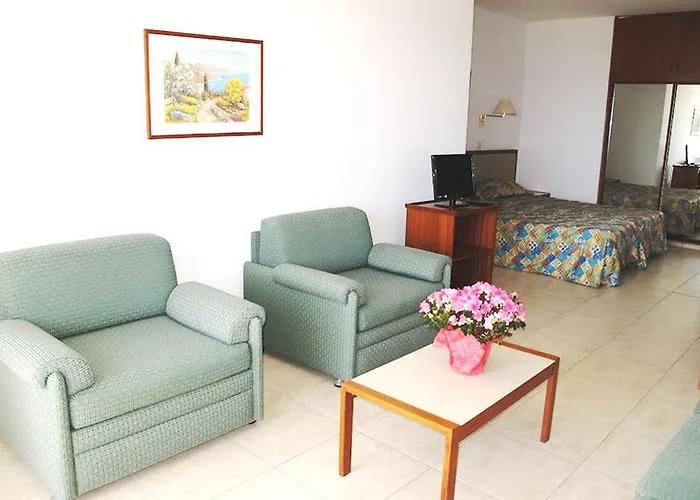 Sun Hall Апарт-отель