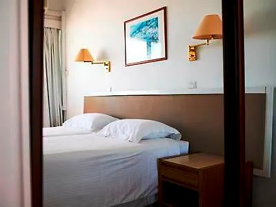 Sun Hall Aparthotel Larnaca